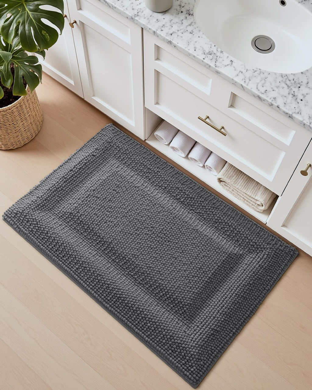 DEXI Bath Mats for Bathroom 16x24, Non Slip Washable Bathroom Rug, Thick Soft Chenille Absorbent Bathmat for Shower Floor, Fluffy Shaggy Carpet for Tub, Grey