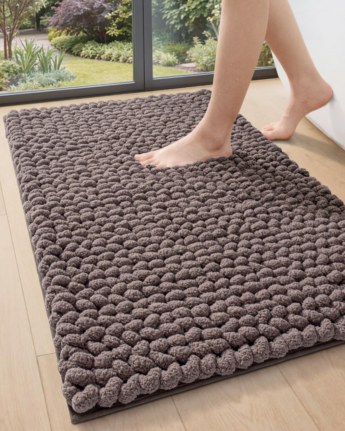 DEXI Bathroom Rugs 24x36, Non Slip Washable Bath Mat, Luxury Chenille Super Absorbent Ultra Thick Bathmats for Shower Floor, Plush Fluffy Shaggy Carpet for Tub, Beige